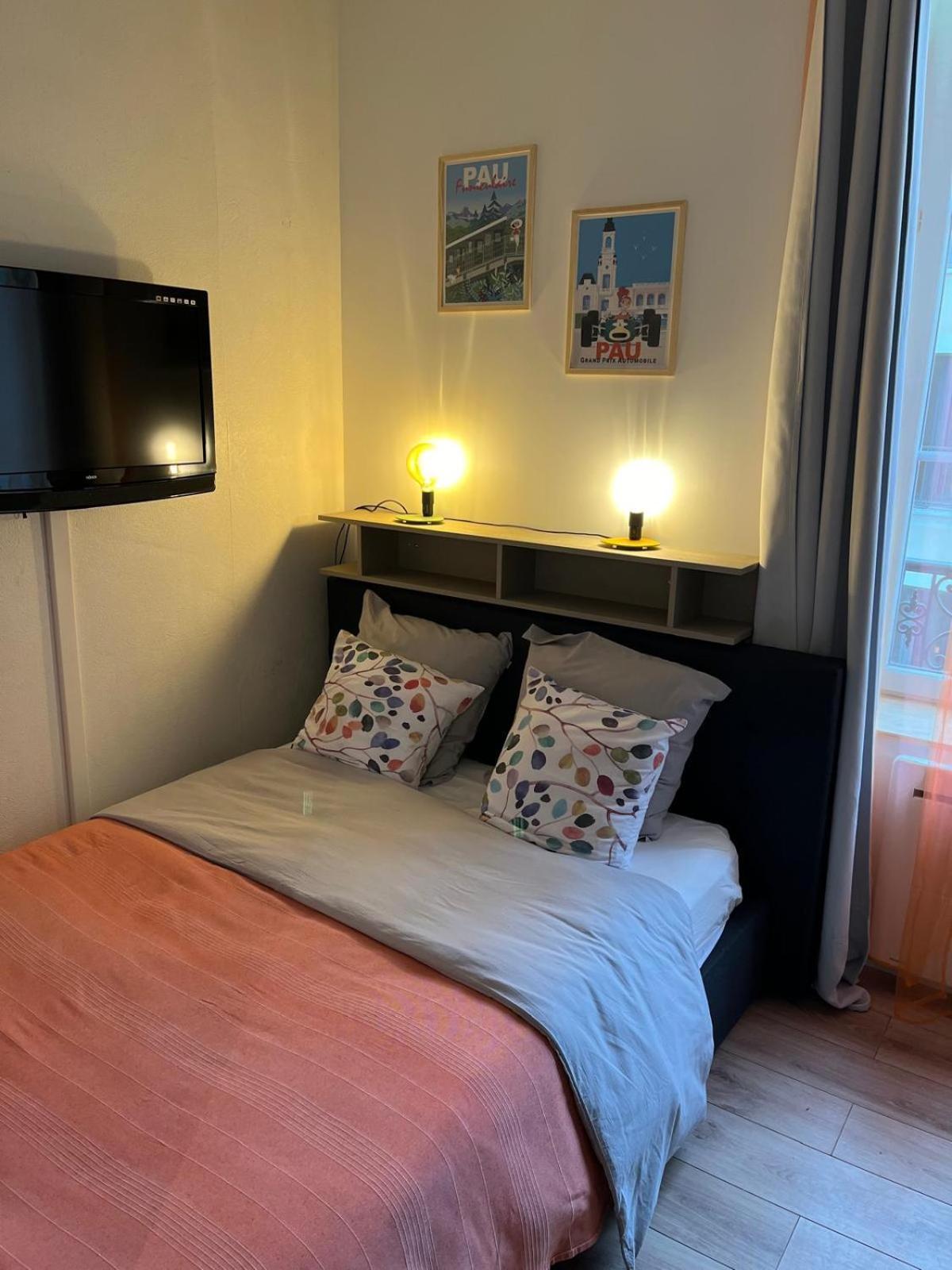 Studio Cosy En Coeur De Ville Pau Εξωτερικό φωτογραφία